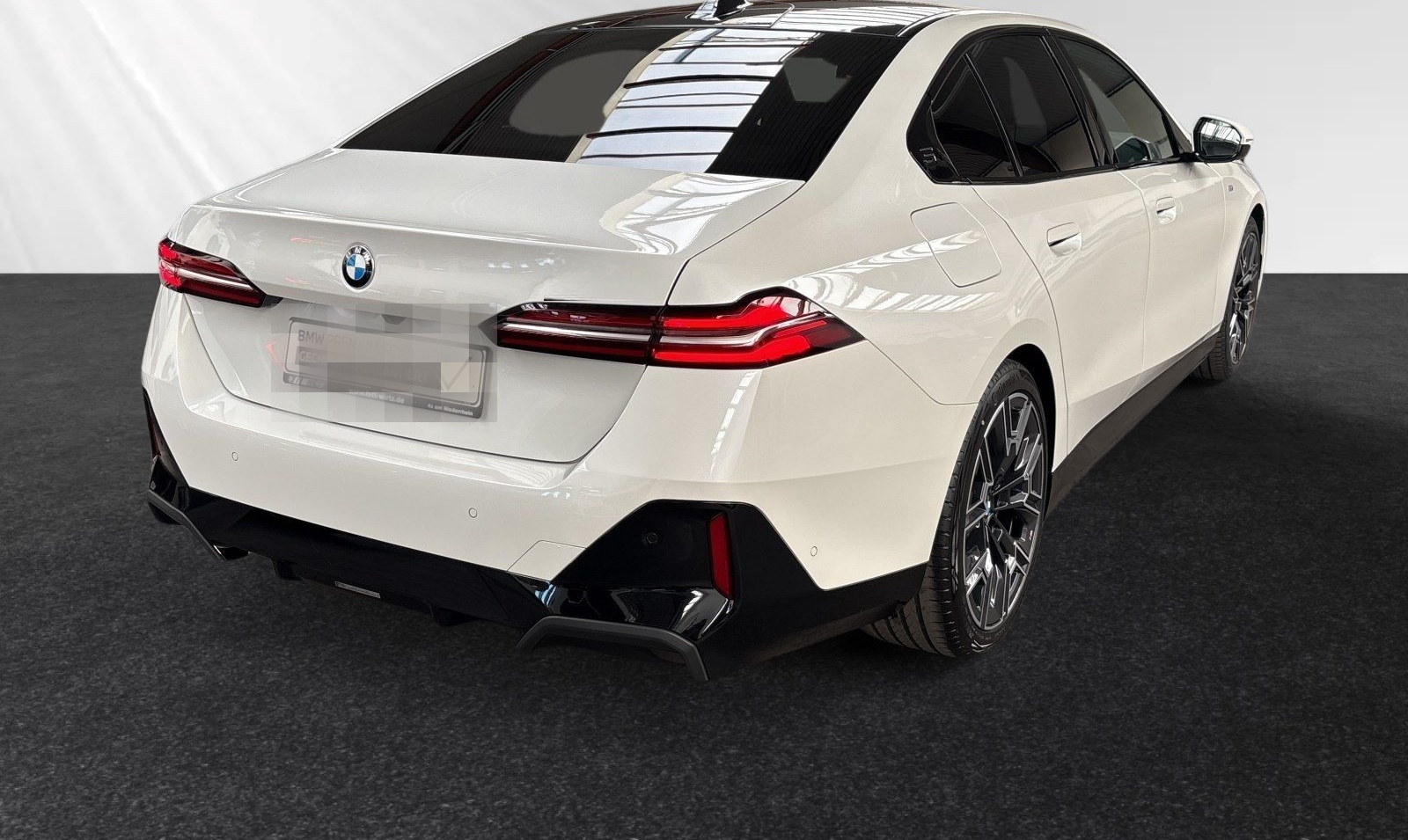 BMW 520d M Sport|AHK|Pano|Autobahnass. foto 3