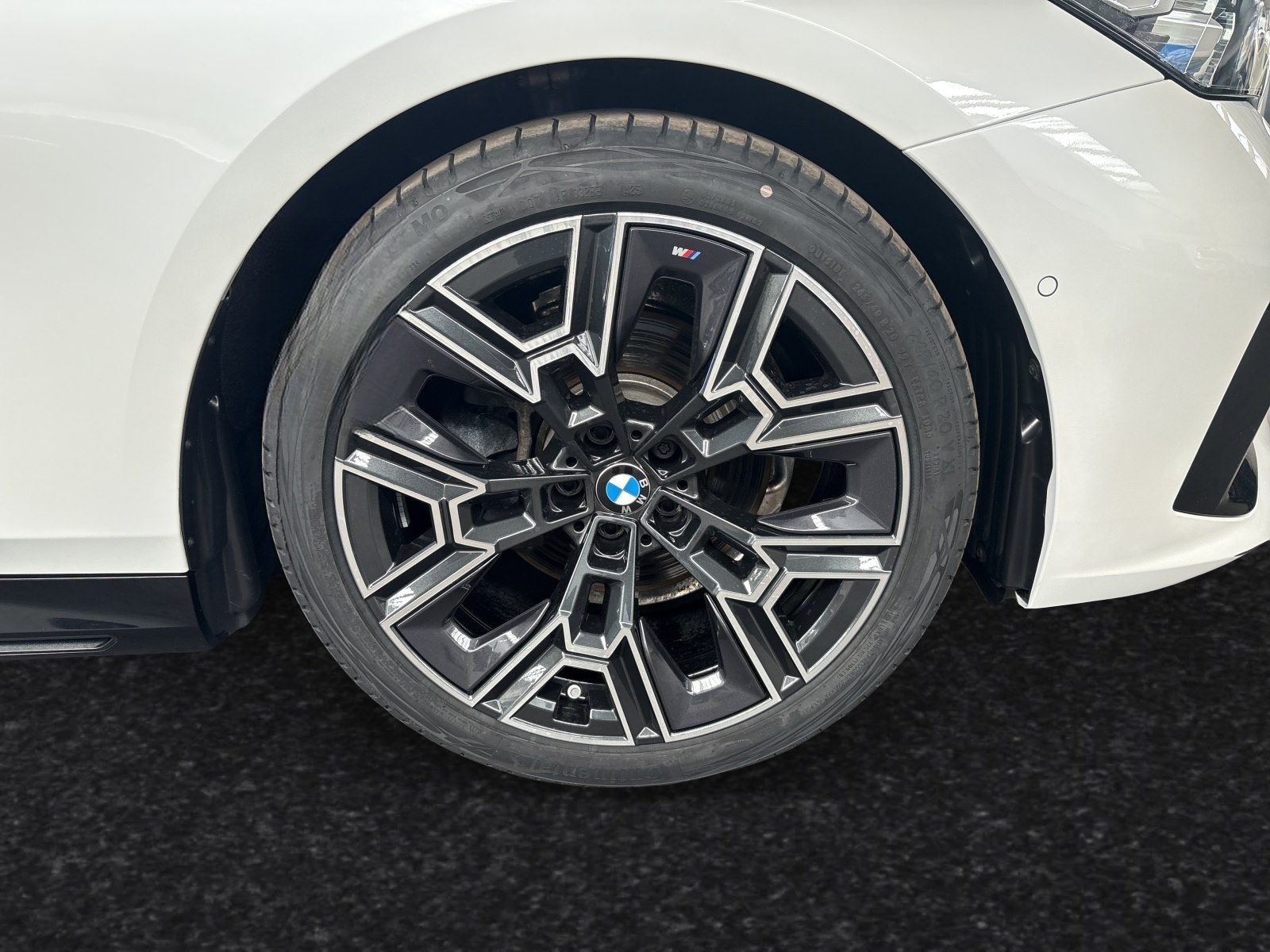 BMW 520d M Sport|AHK|Pano|Autobahnass. foto 4