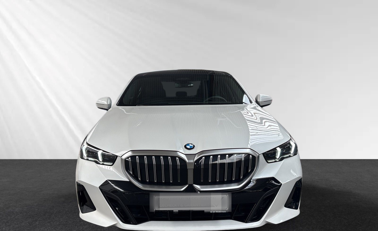 BMW 520d M Sport|AHK|Pano|Autobahnass. foto 5
