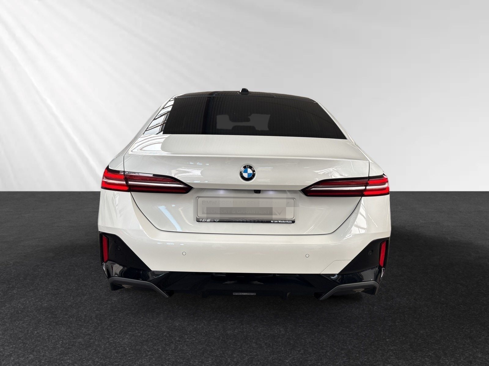 BMW 520d M Sport|AHK|Pano|Autobahnass. foto 7