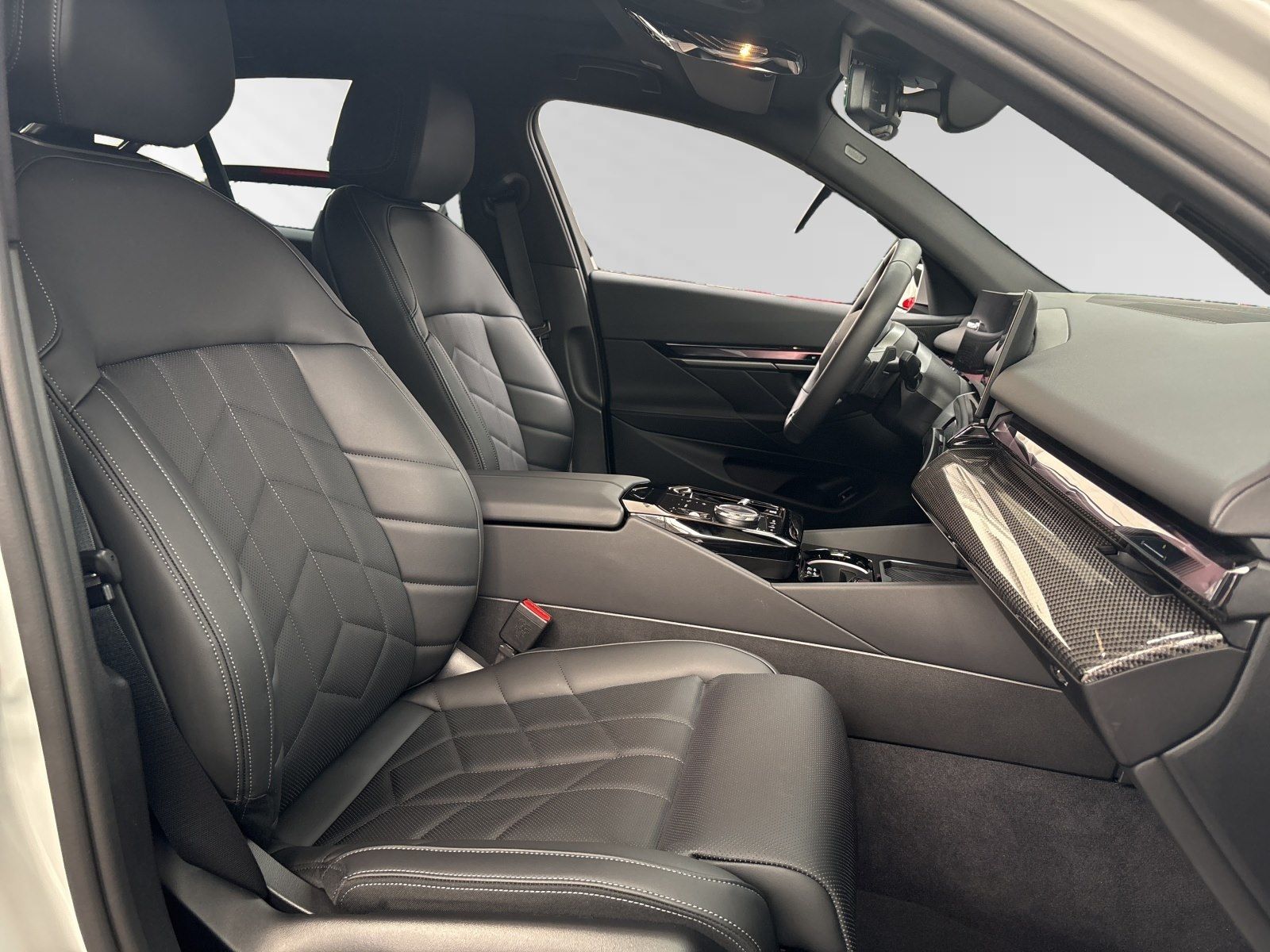 BMW 520d M Sport|AHK|Pano|Autobahnass. foto 8