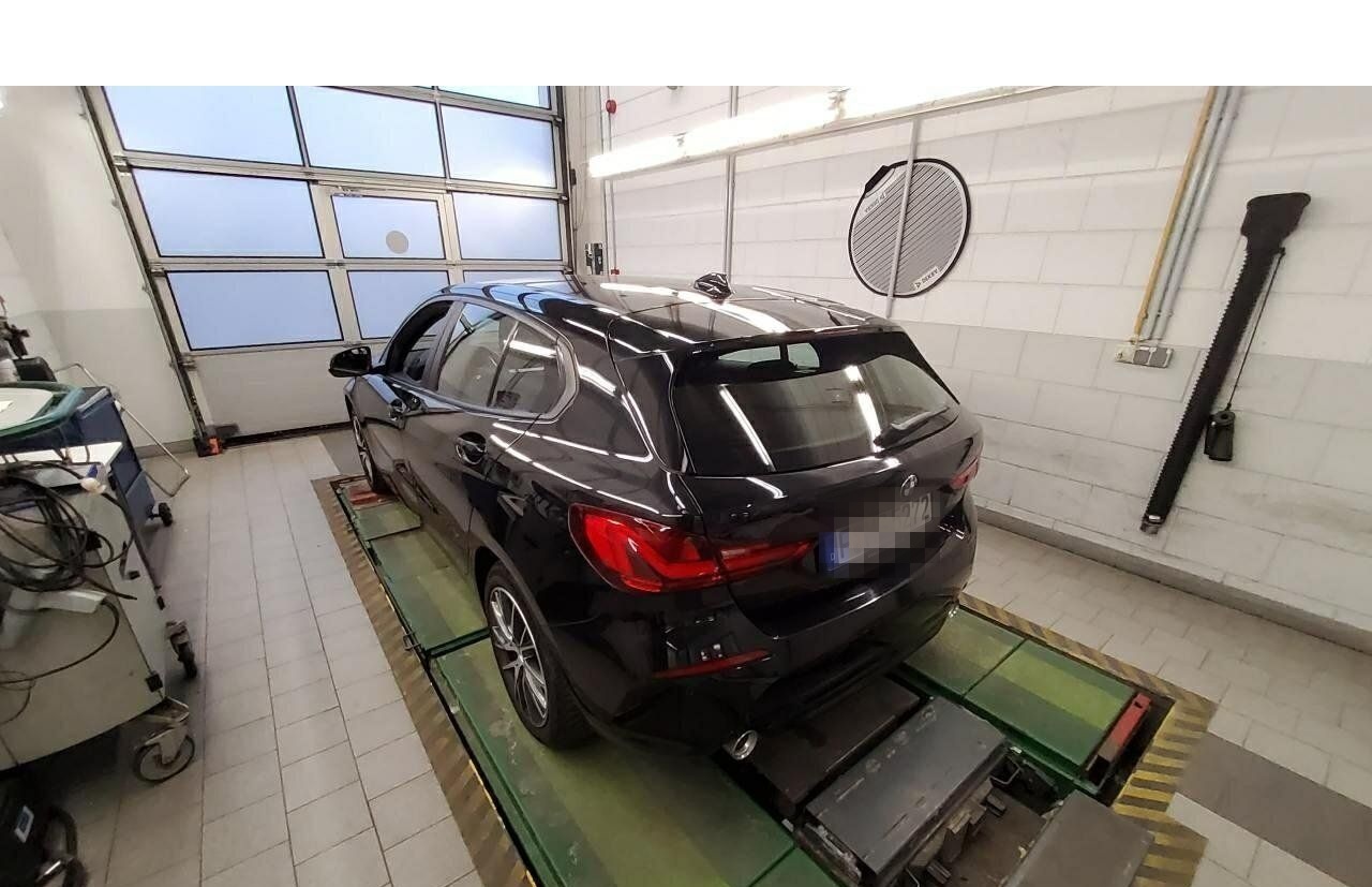 BMW 120d Advantage BLIS LED Lane AUT Klima foto 7