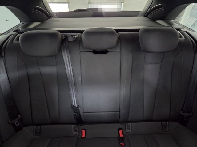 Audi A4 Avant S-Line¹ 2.0 TDI S-TRON MATRIX eHECK 8FA foto 12