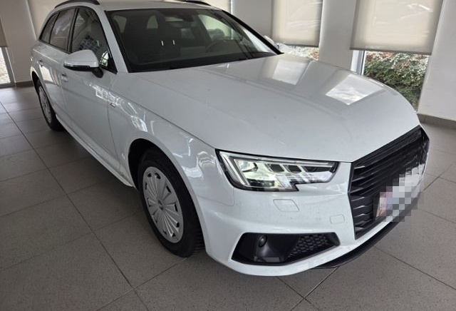 Audi A4 Avant S-Line¹ 2.0 TDI S-TRON MATRIX eHECK 8FA foto 4