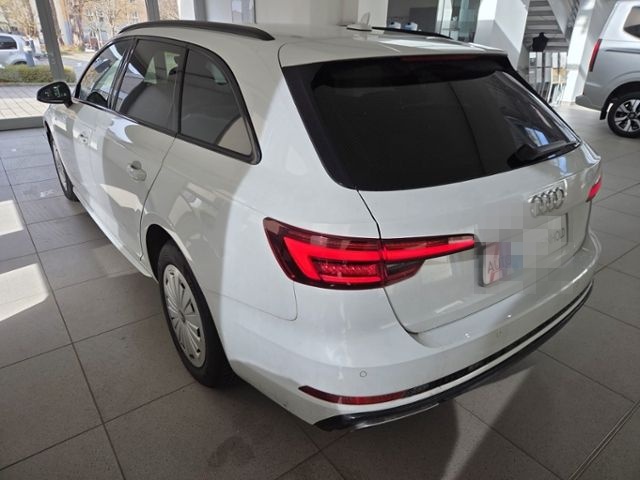 Audi A4 Avant S-Line¹ 2.0 TDI S-TRON MATRIX eHECK 8FA foto 7