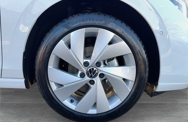 Volkswagen Golf VIII Variant 1.5 eTSI Energy foto 6