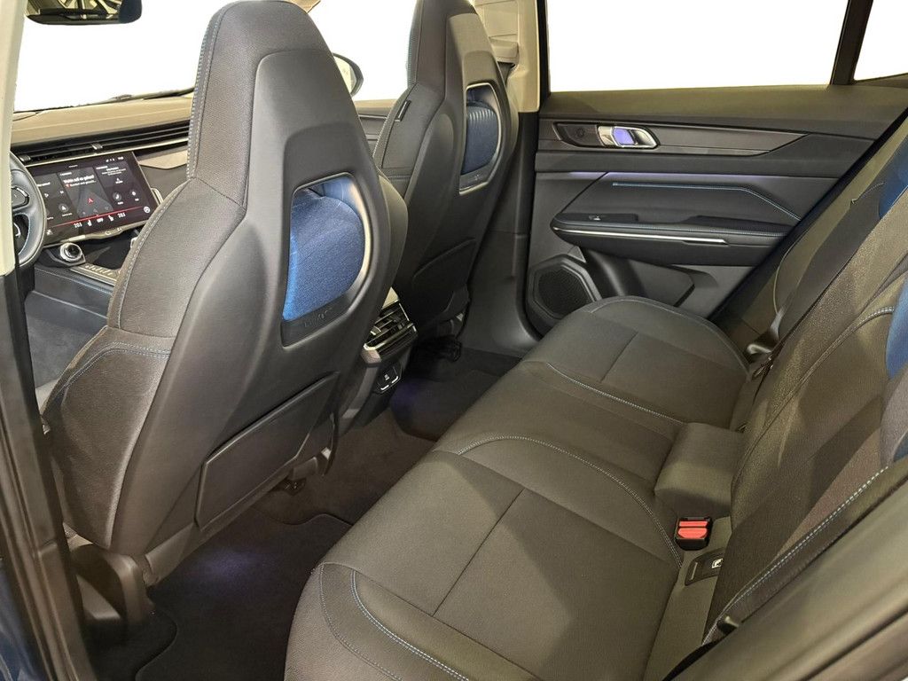 Lynk&Co 01 PHEV NAVI SITZHEIZUNG ACC PANORAMADACH foto 8