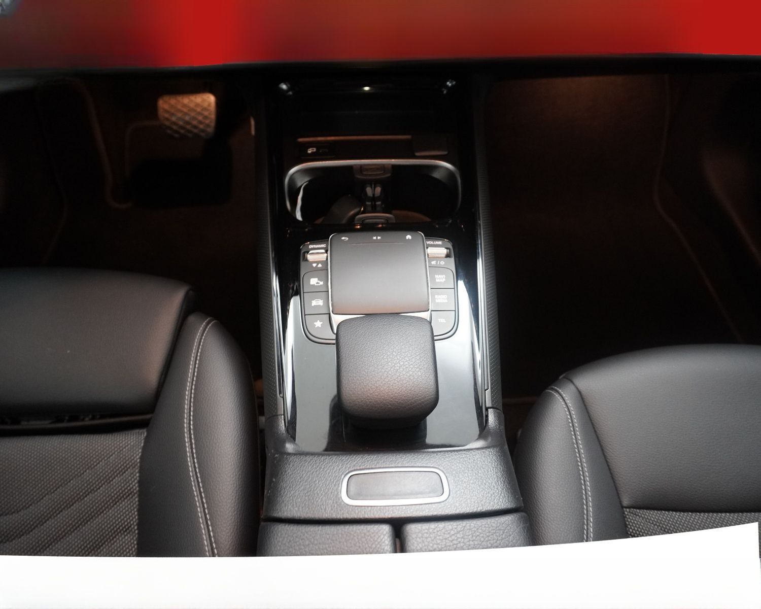 Mercedes-Benz GLB200d 8G Style NAVI+KAM+WIDESC+ACC+LED+SHZ+ACC foto 18
