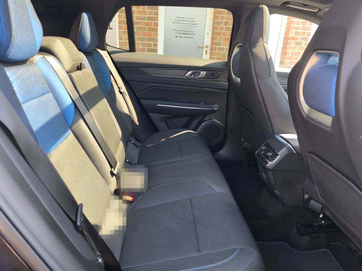 Lynk&Co 01 1.5 TD 192 kW PHEV El. Panodach Navi Digitale foto 20