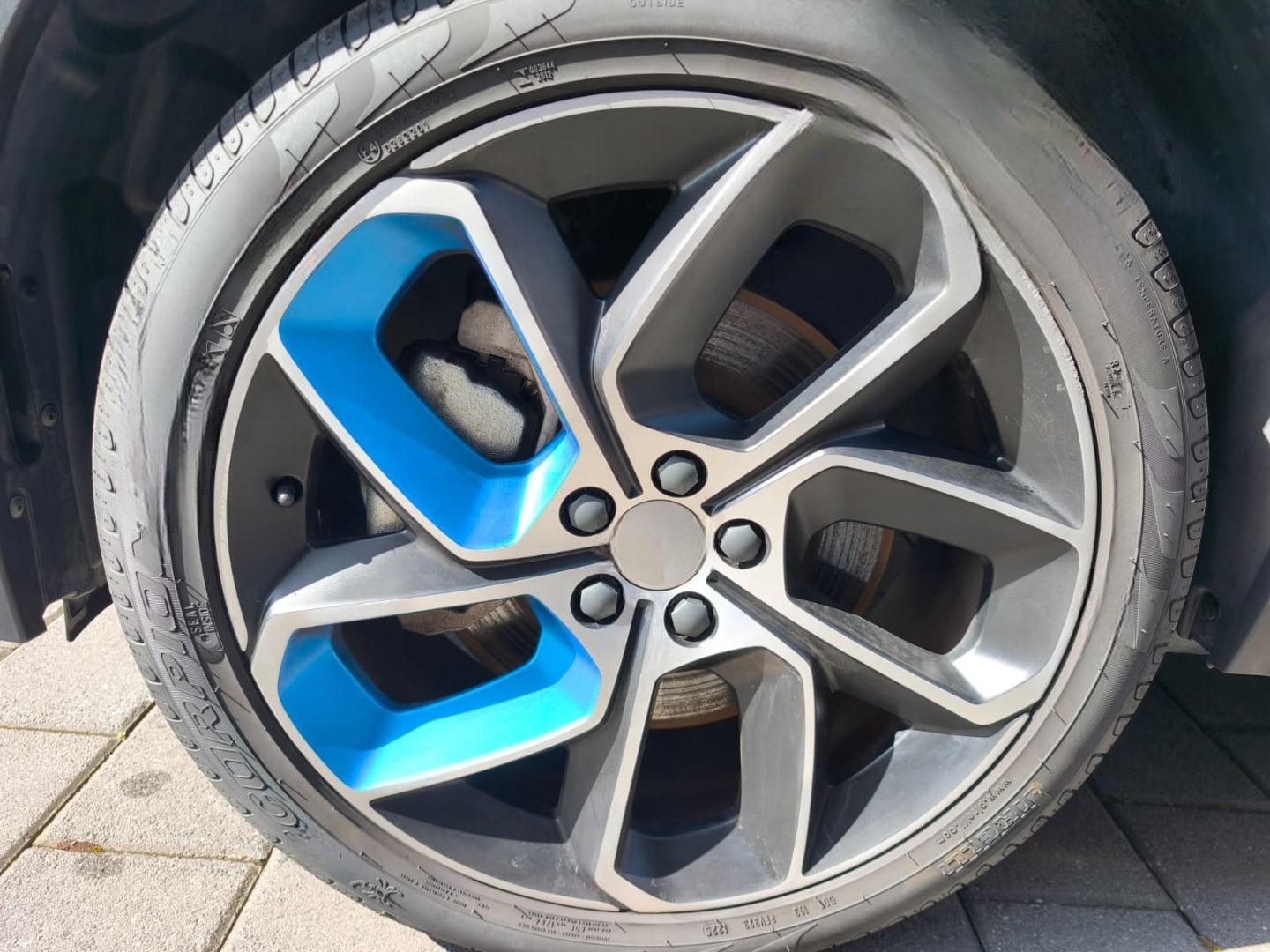 Lynk&Co 01 1.5 TD 192 kW PHEV El. Panodach Navi Digitale foto 4