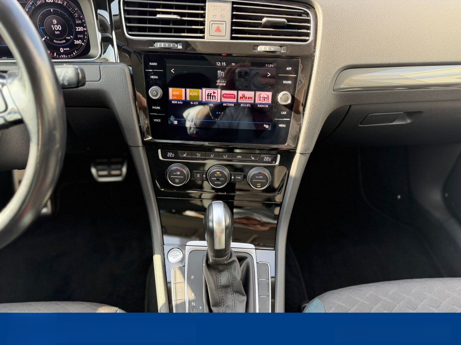 Volkswagen Golf 2.0 TDI SCR DSG IQ.DRIVE ACC+NAVI+PDC*SITZH foto 14
