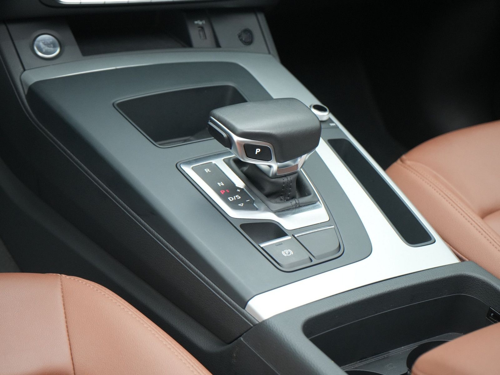 Audi Q5 quattro S line NAVI VIRT MEMORY KAM SHZ PDC foto 14