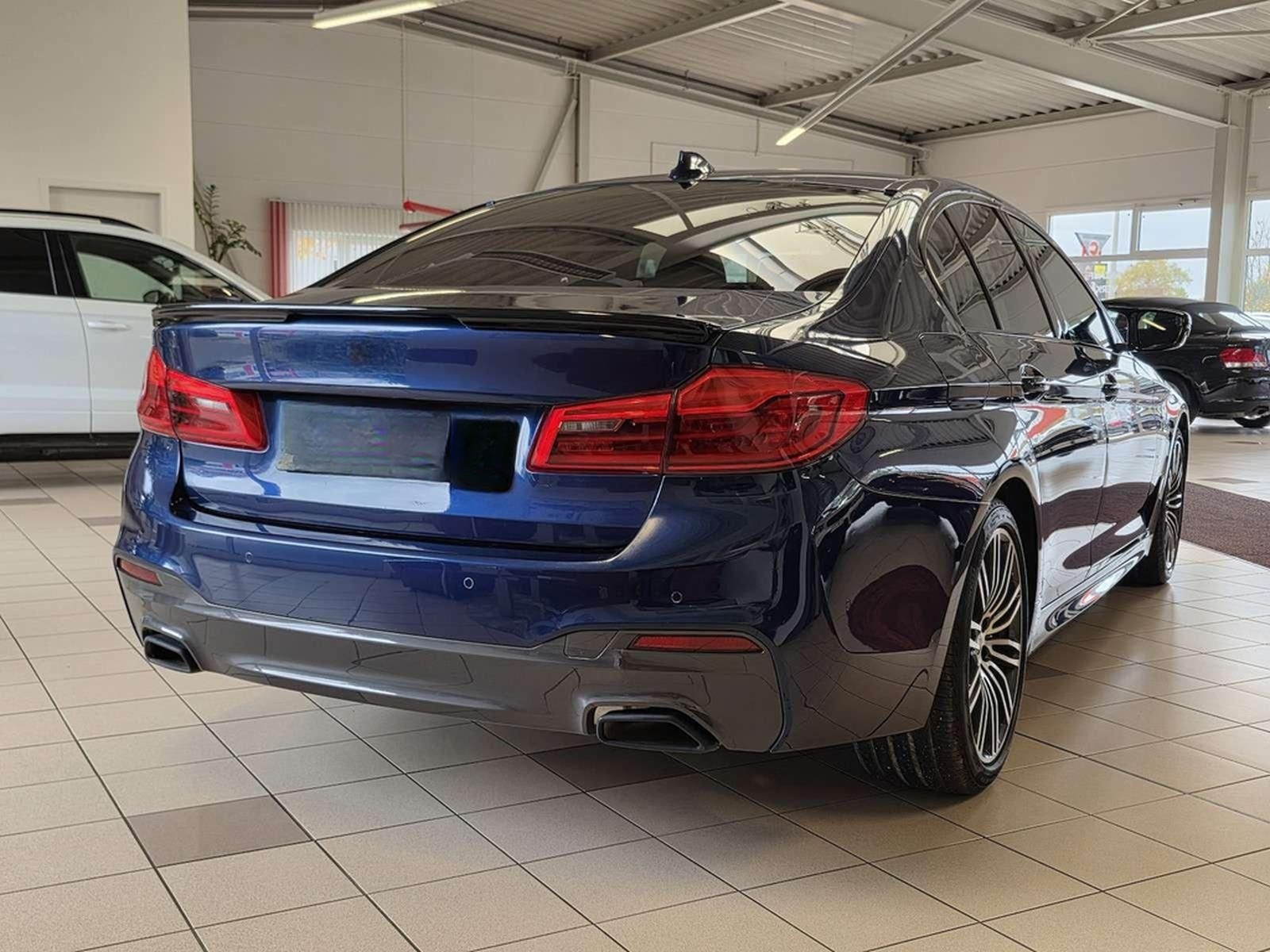 BMW 530i xDrive M Sport/Shadow/StandHz/Virtual/36... foto 10
