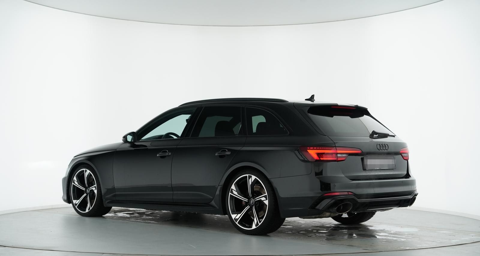 Audi RS4 AVANT 2.9TFSI QUATTRO CARBON --ALL BLACK-- foto 7