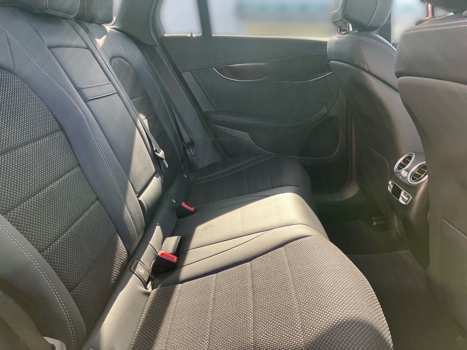 Mercedes-Benz GLC 220 d 4M 360°+AHK+Distronic+Kamera+KeyLess foto 12