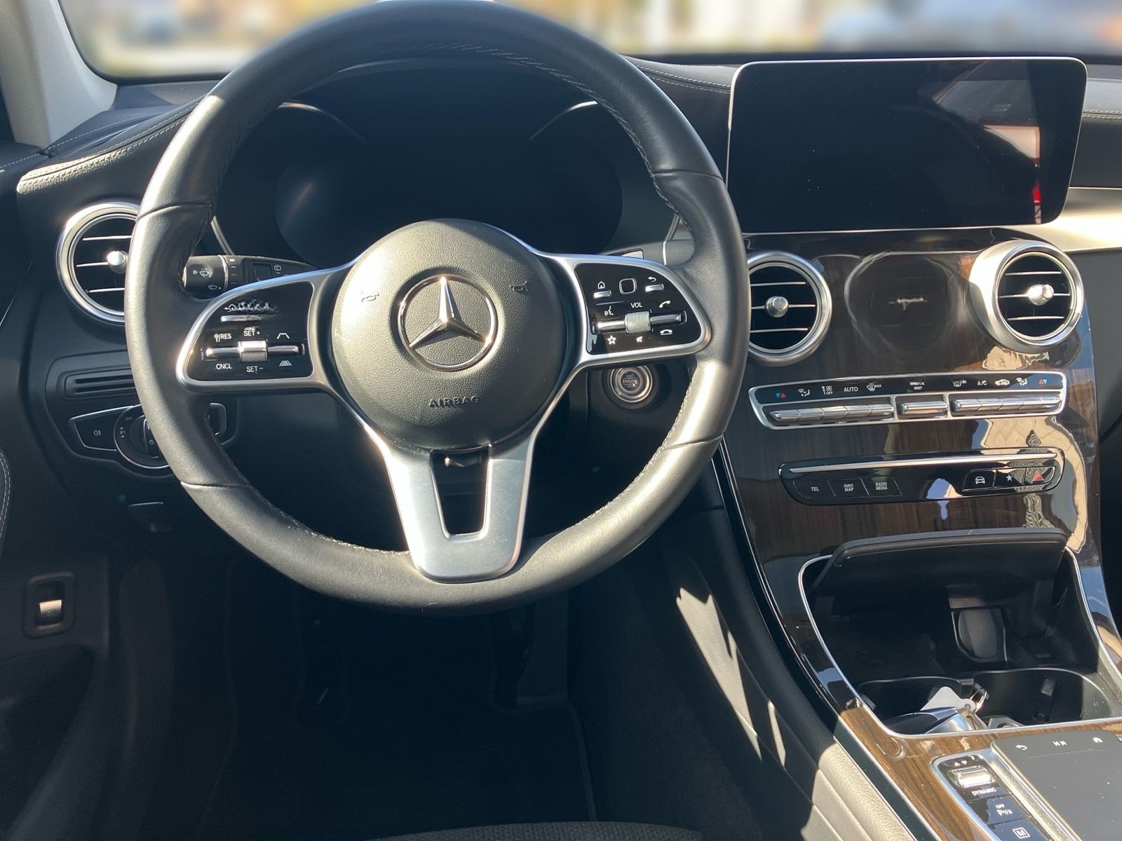 Mercedes-Benz GLC 220 d 4M 360°+AHK+Distronic+Kamera+KeyLess foto 10