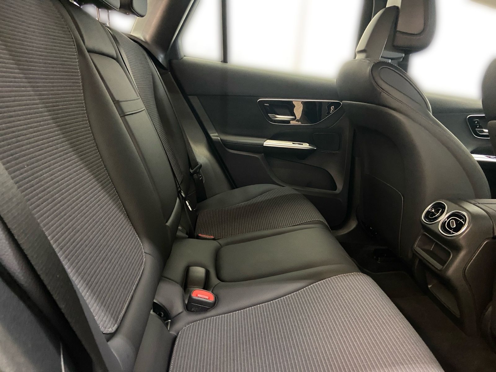 Mercedes-Benz GLC 220 d 4M AVANTGARDE+Distr.+AHK+LEd+Navi+SHZ+ foto 12