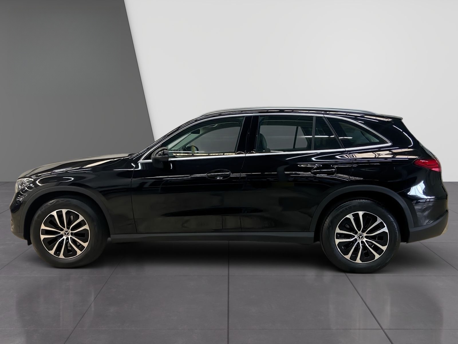 Mercedes-Benz GLC 220 d 4M AVANTGARDE+Distr.+AHK+LEd+Navi+SHZ+ foto 5