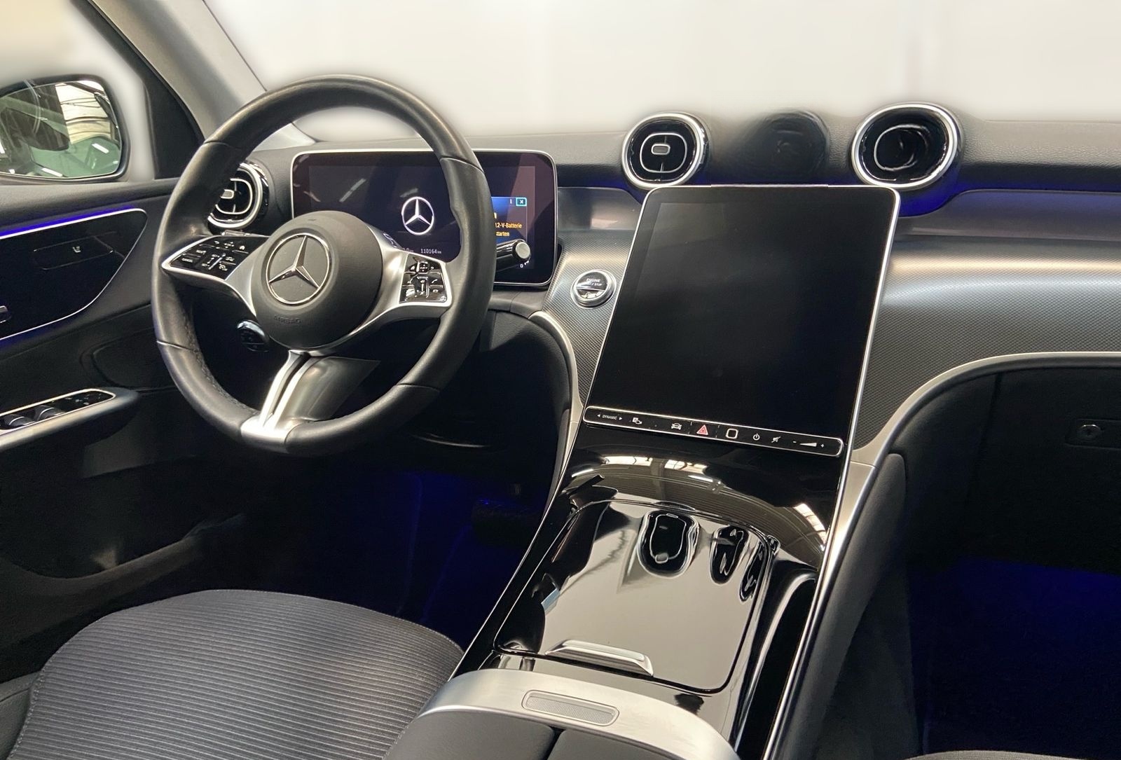 Mercedes-Benz GLC 220 d 4M AVANTGARDE Adv+Kam+AHK+Distr.+LED+ foto 9