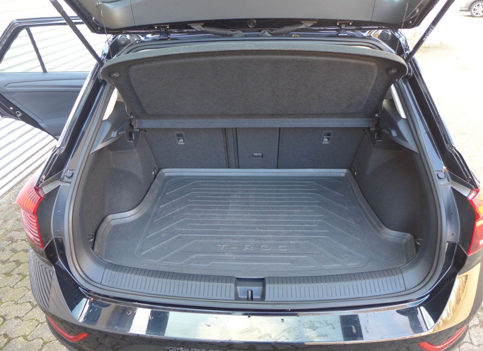 Volkswagen T-Roc Life erst 17tkm.!!! foto 18