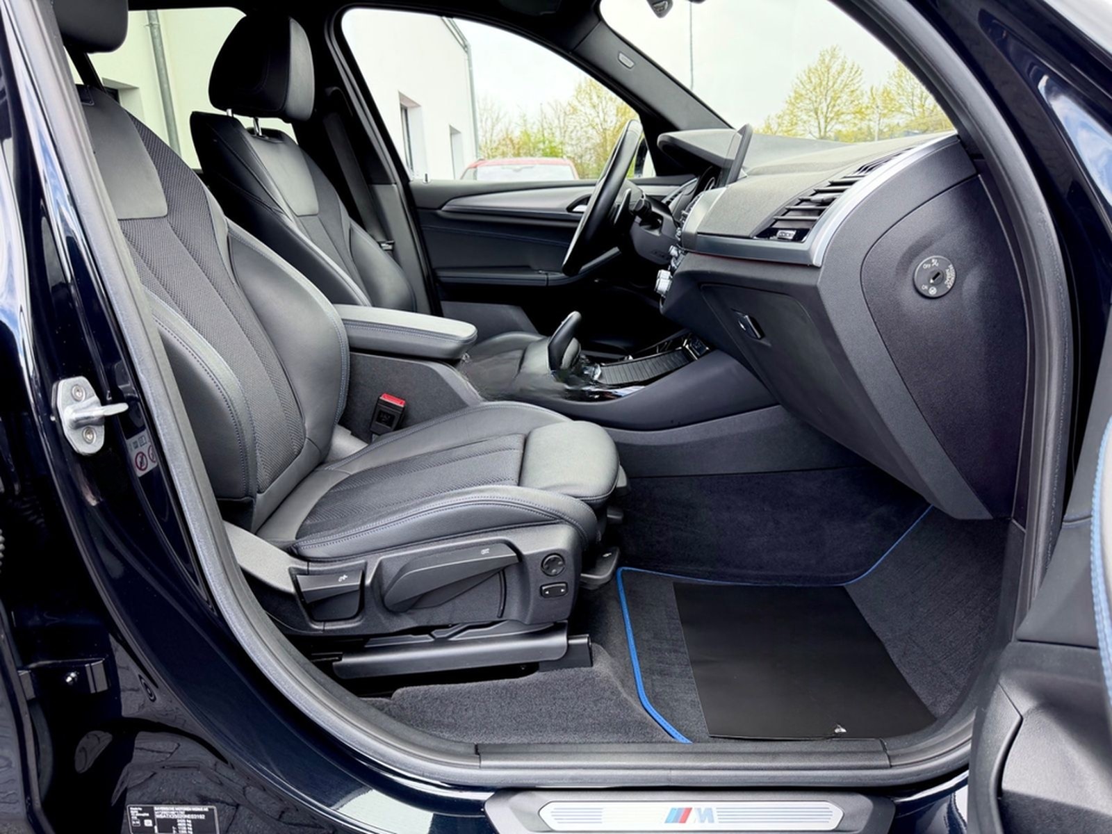 BMW X3 xDrive 20d M Sport Paket /LED/ACC/HUD/CAM/AHK foto 14