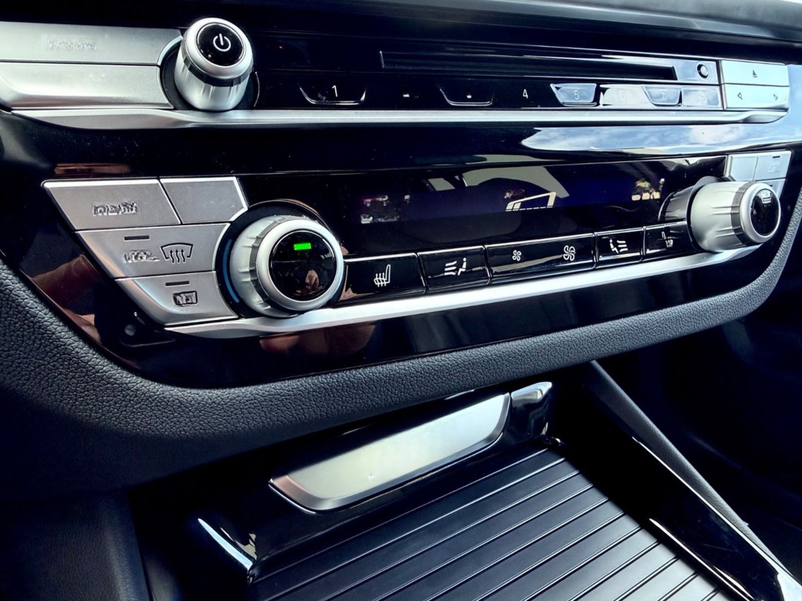 BMW X3 xDrive 20d M Sport Paket /LED/ACC/HUD/CAM/AHK foto 21
