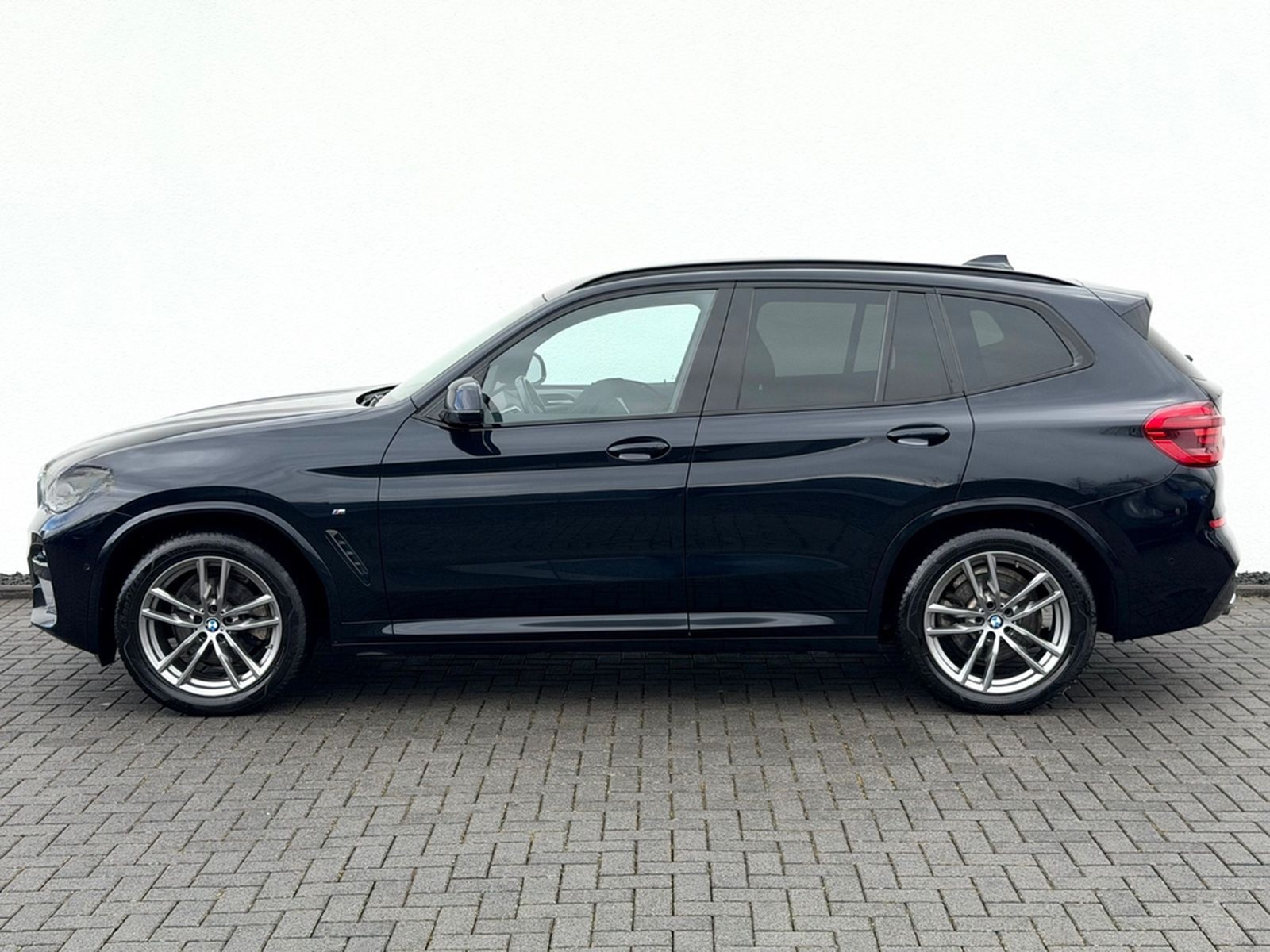 BMW X3 xDrive 20d M Sport Paket /LED/ACC/HUD/CAM/AHK foto 8