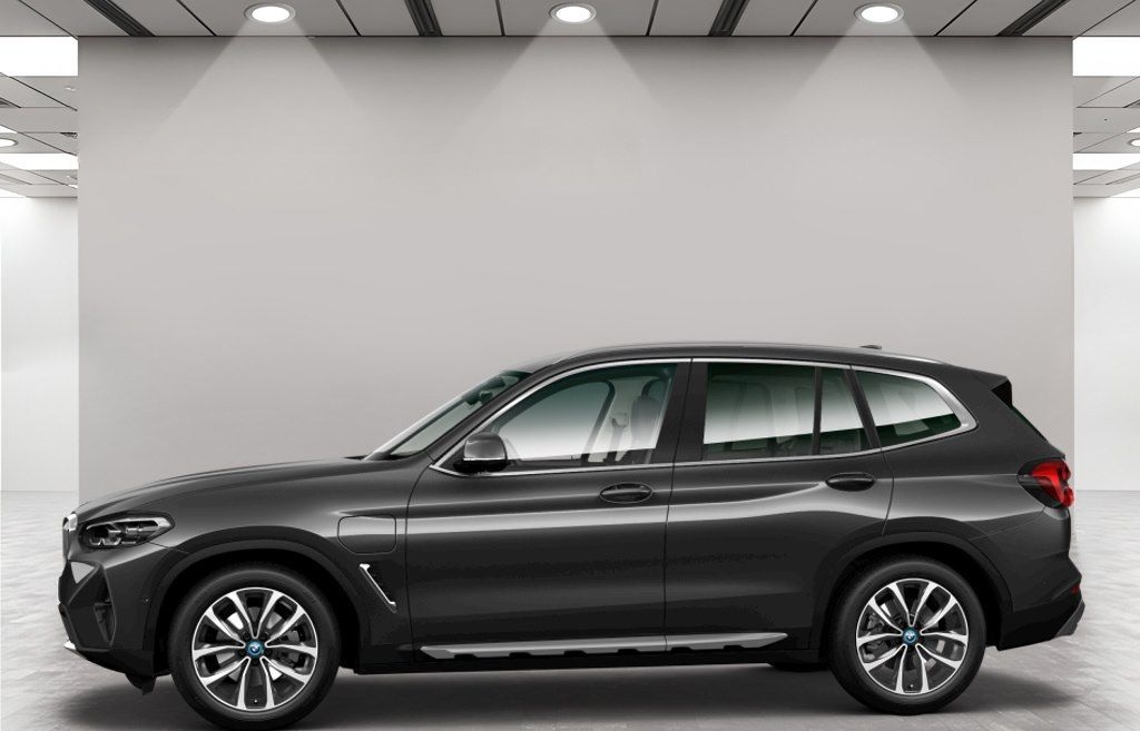 BMW X3 xDrive30e Navi AHK Kamera Sportsitze LED foto 5