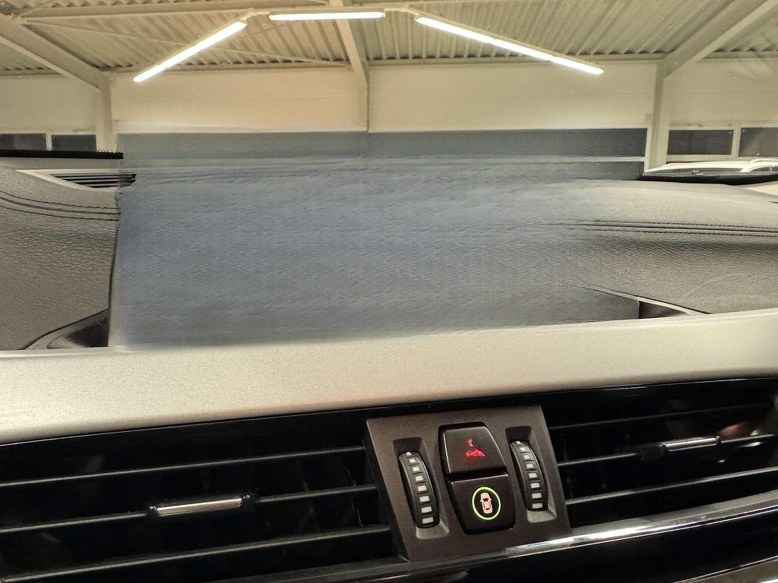 BMW xDrive 20i /LED/Navi/Ahk/VZE/Park-Ass foto 19