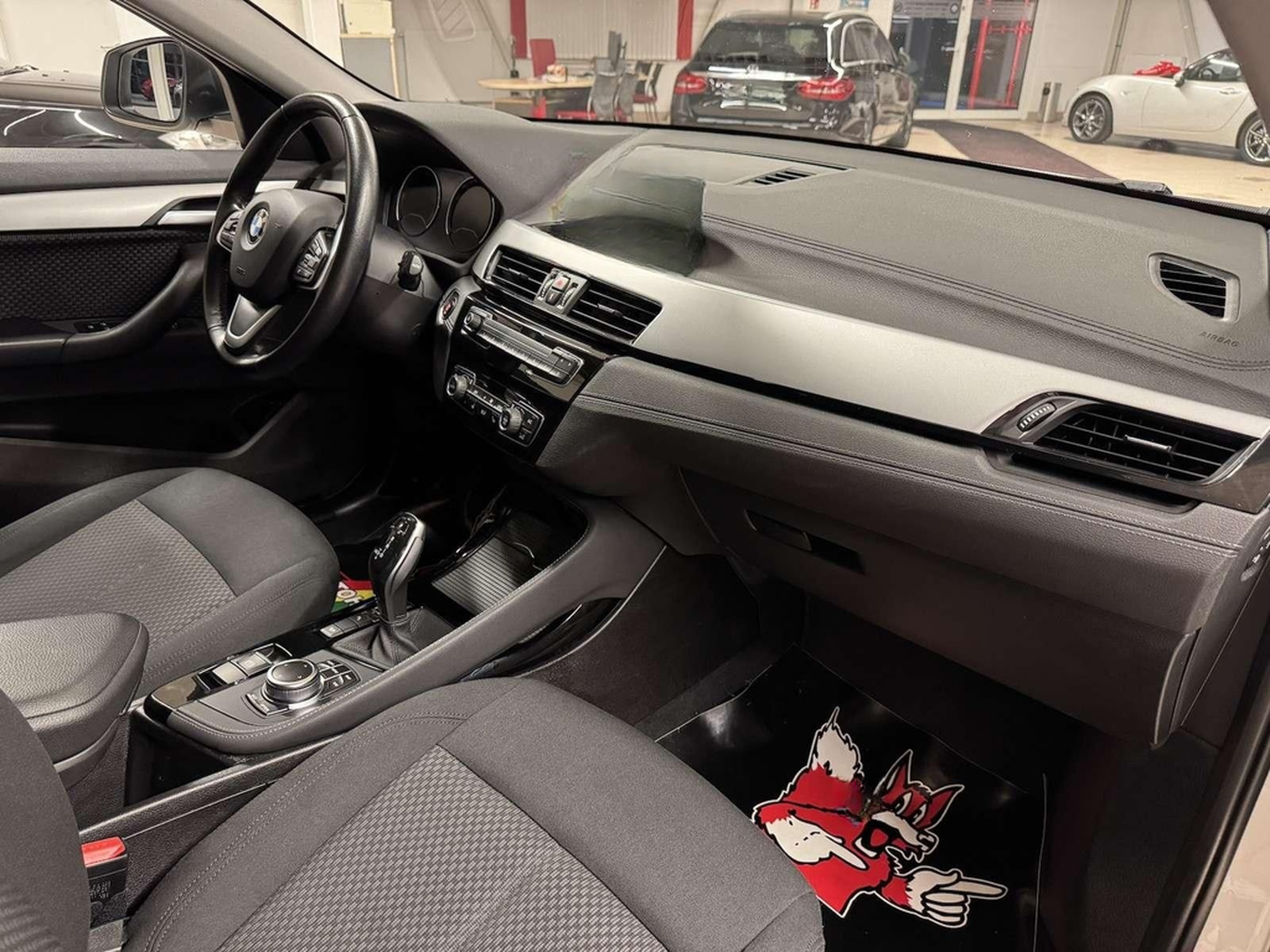 BMW xDrive 20i /LED/Navi/Ahk/VZE/Park-Ass foto 24