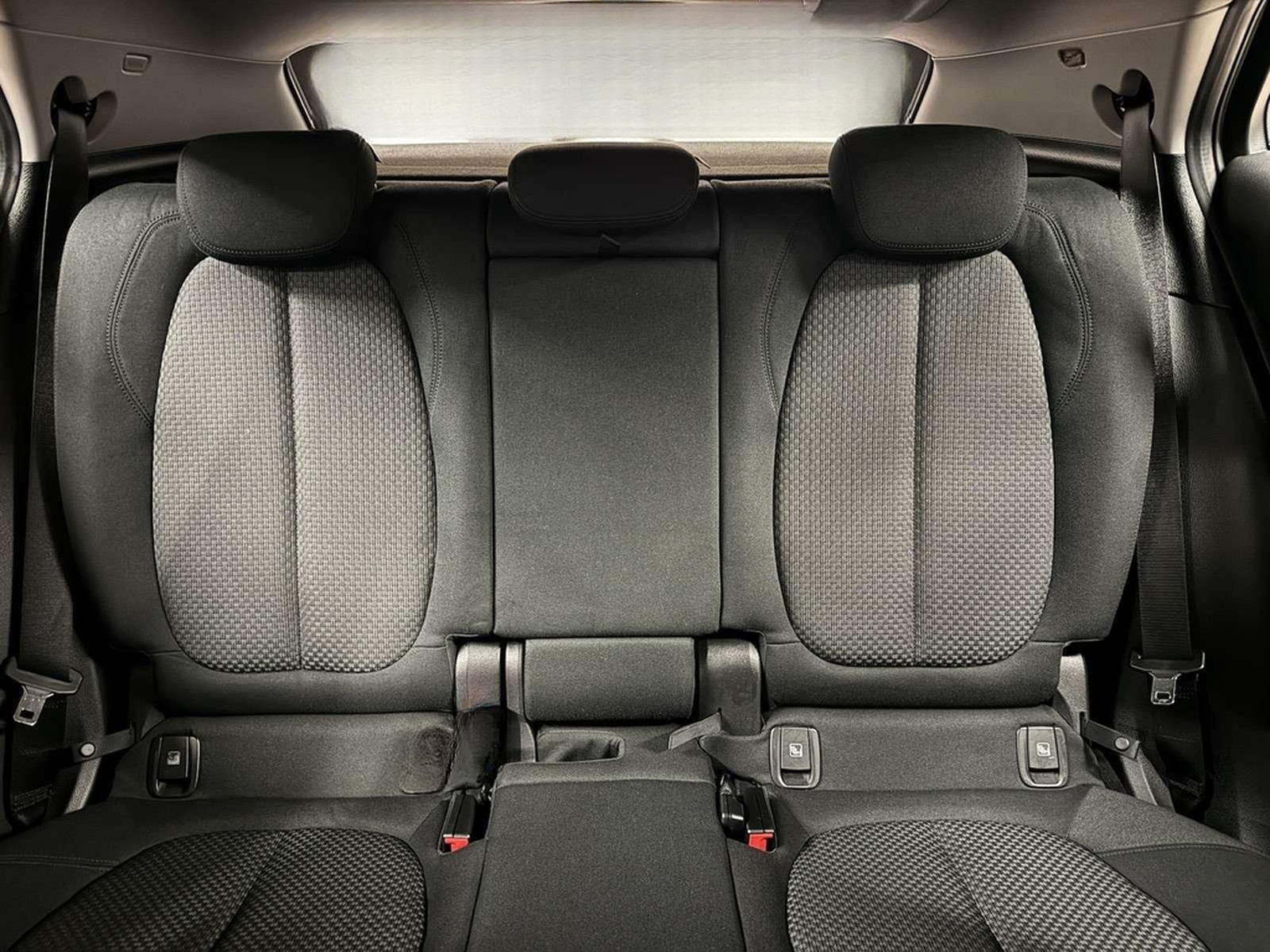 BMW xDrive 20i /LED/Navi/Ahk/VZE/Park-Ass foto 26