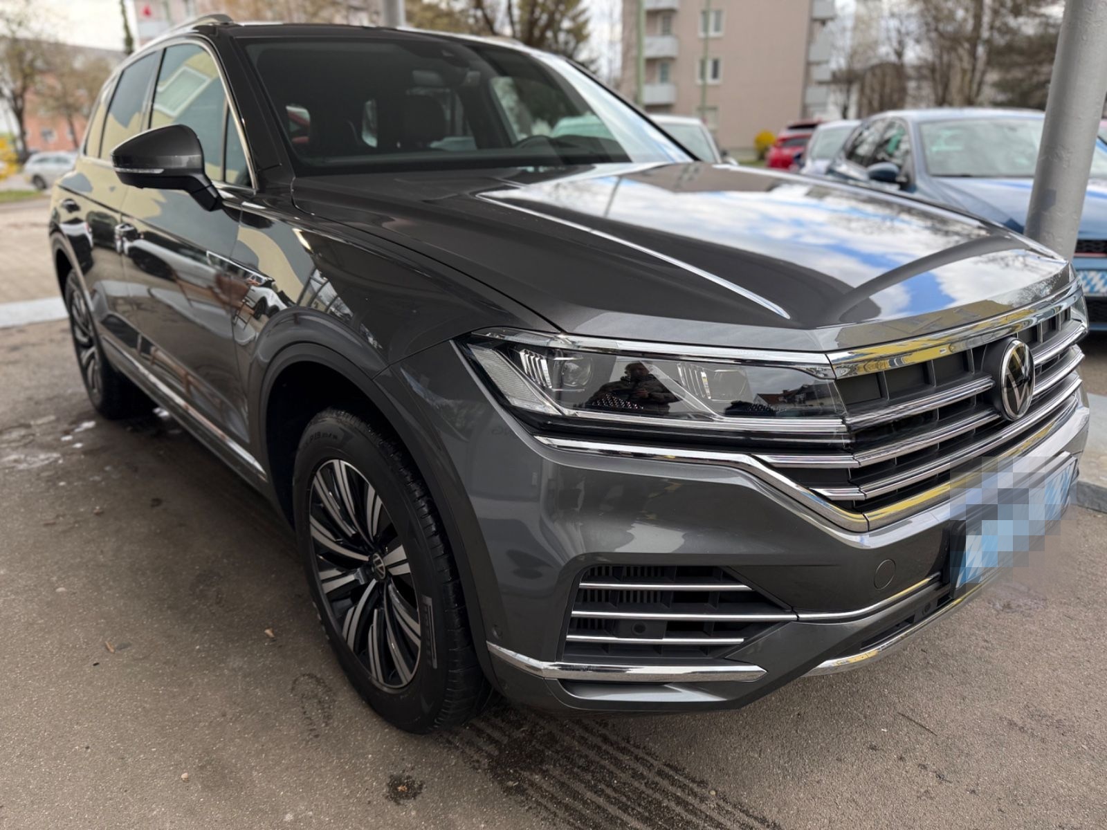 Volkswagen Touareg Elegance 4Motion eHybrid / 1. Hand foto 11
