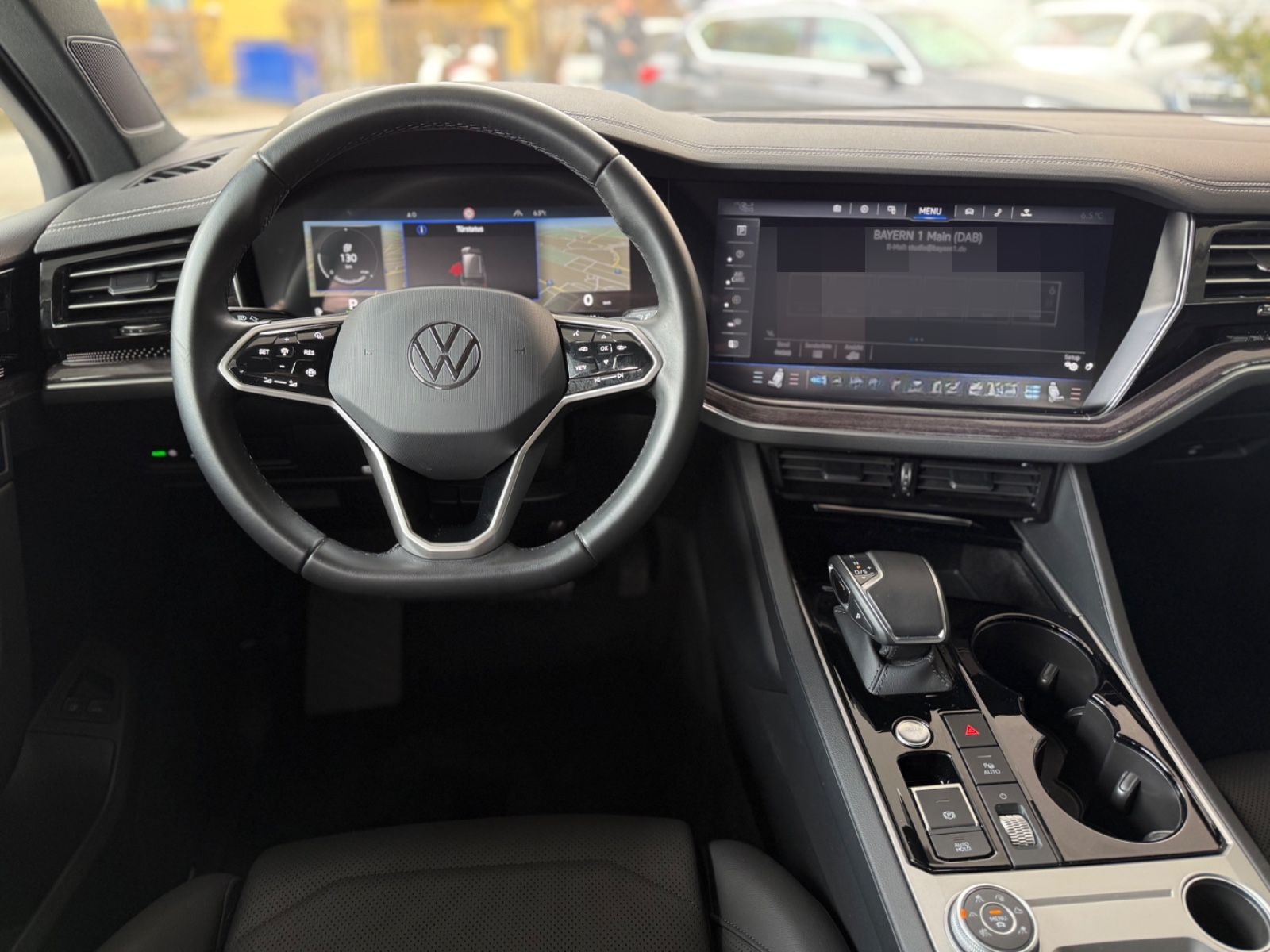 Volkswagen Touareg Elegance 4Motion eHybrid / 1. Hand foto 17