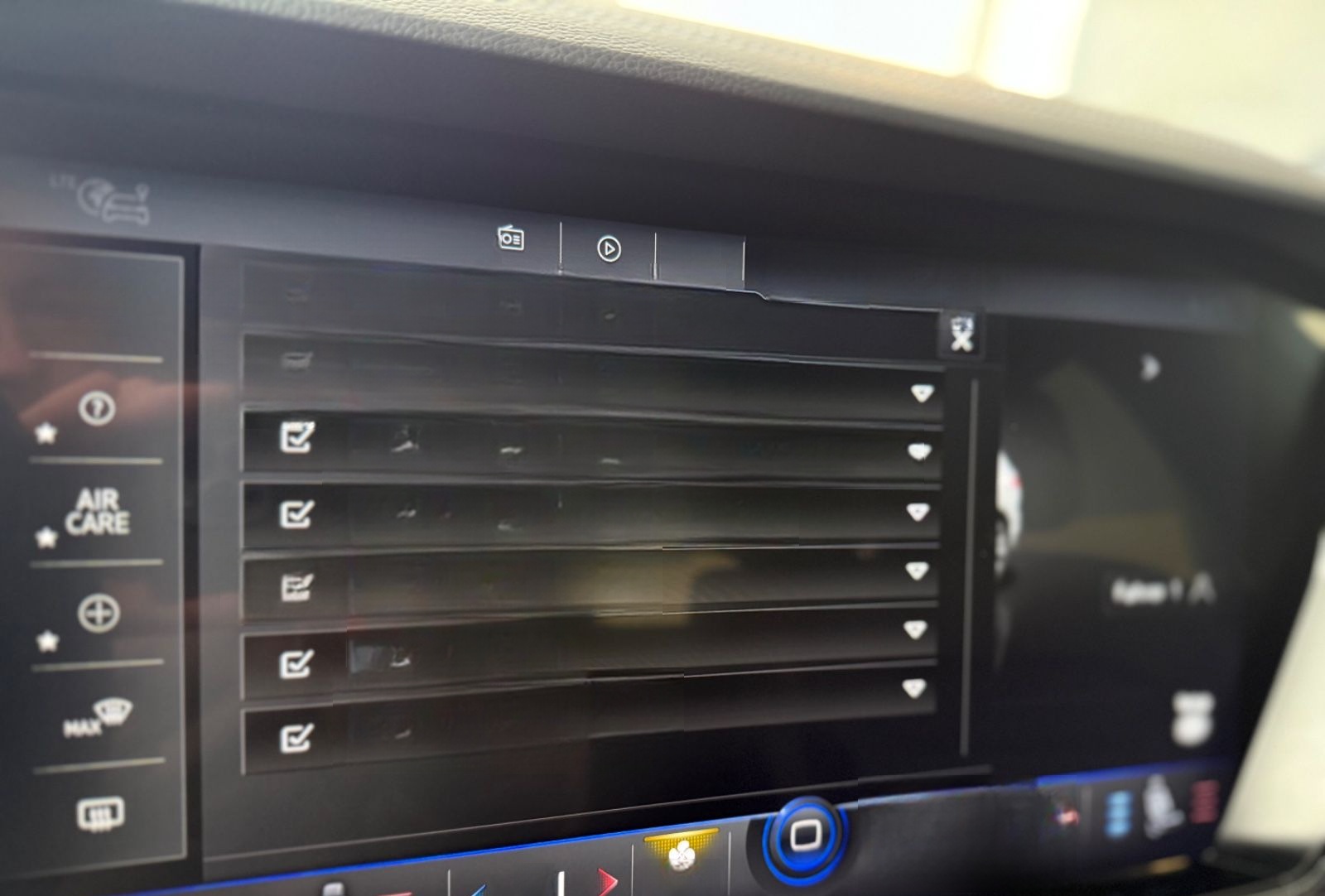 Volkswagen Touareg Elegance 4Motion eHybrid / 1. Hand foto 25