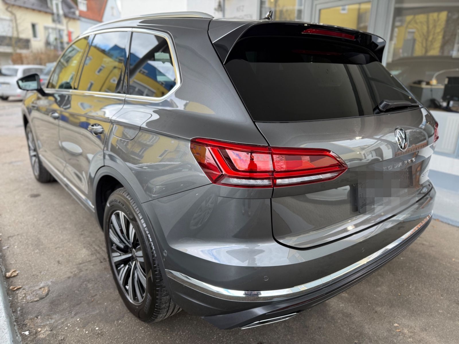 Volkswagen Touareg Elegance 4Motion eHybrid / 1. Hand foto 5