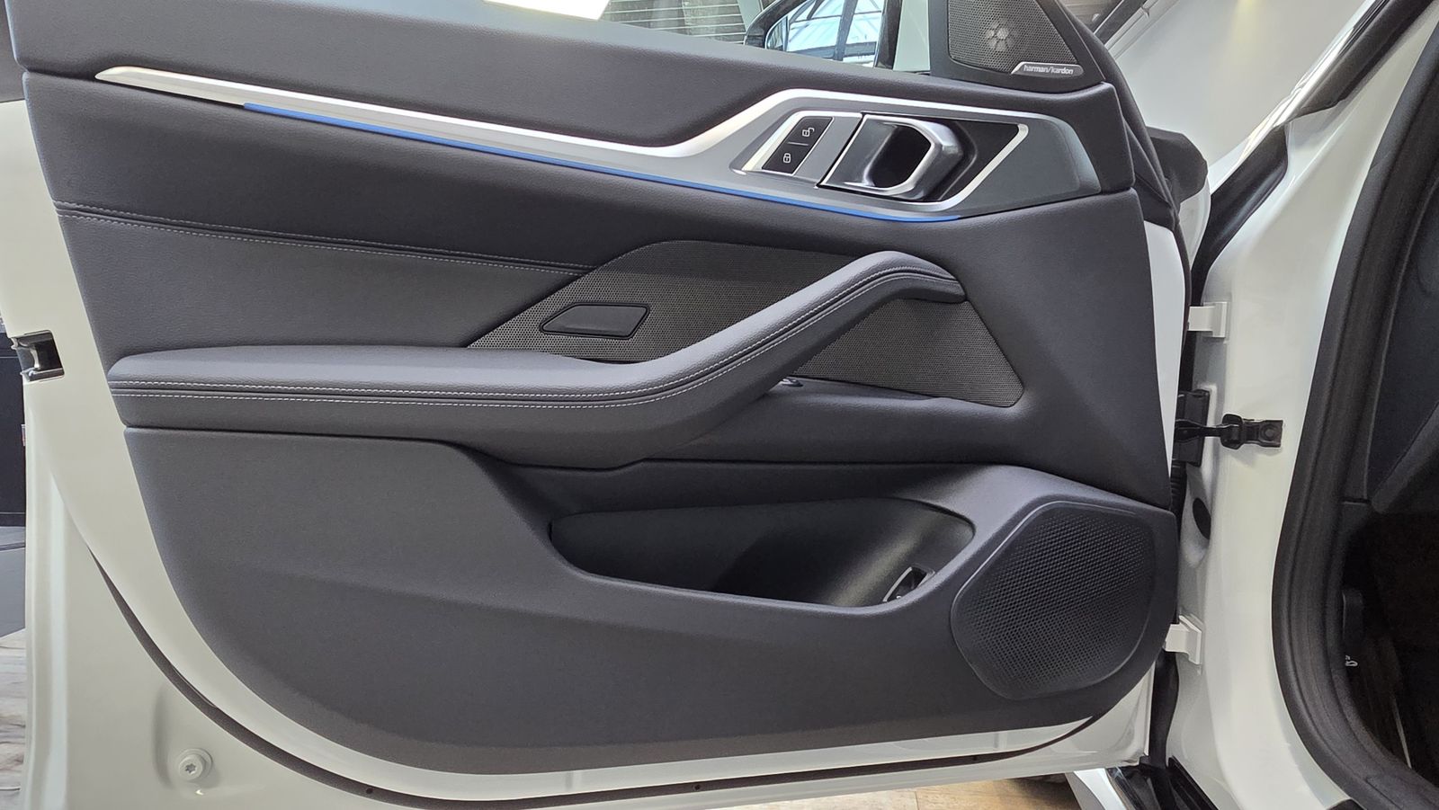 BMW i4 xDrive40 M Sport Pro ACC 360° 20Zoll H&K foto 16