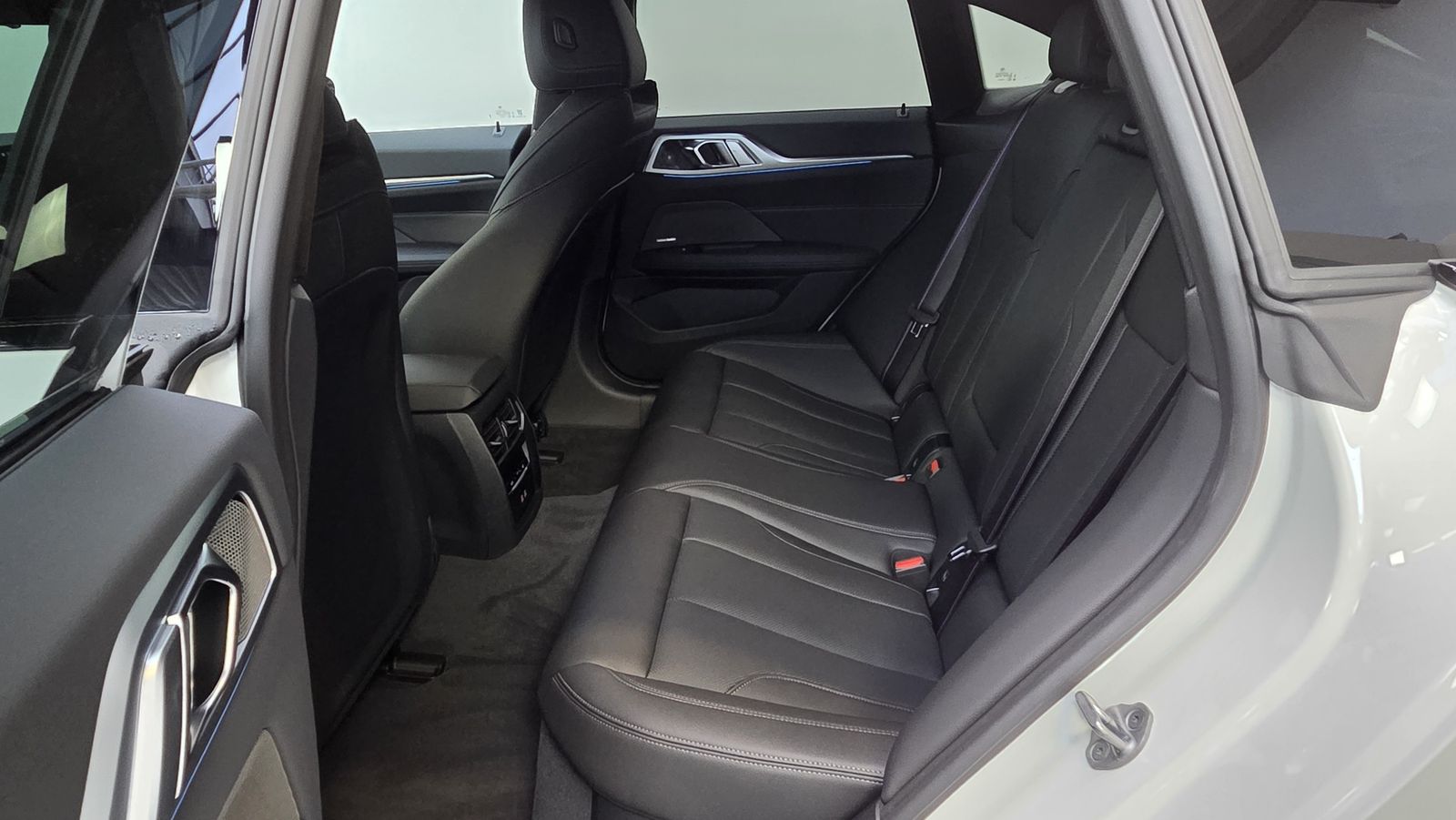 BMW i4 xDrive40 M Sport Pro ACC 360° 20Zoll H&K foto 18