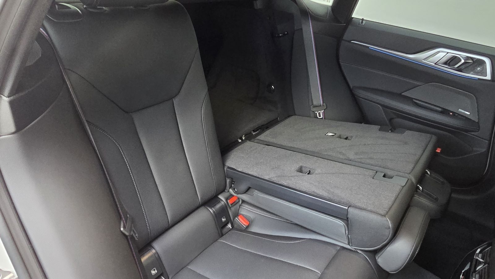 BMW i4 xDrive40 M Sport Pro ACC 360° 20Zoll H&K foto 25