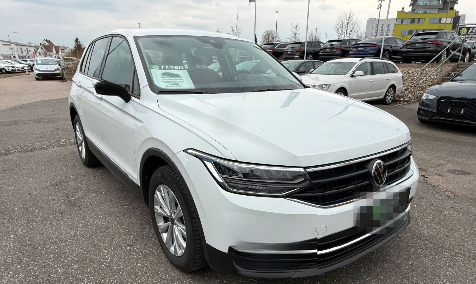 Volkswagen Tiguan 2.0 TDI AHK PDC LED KLIMA 17" foto 2