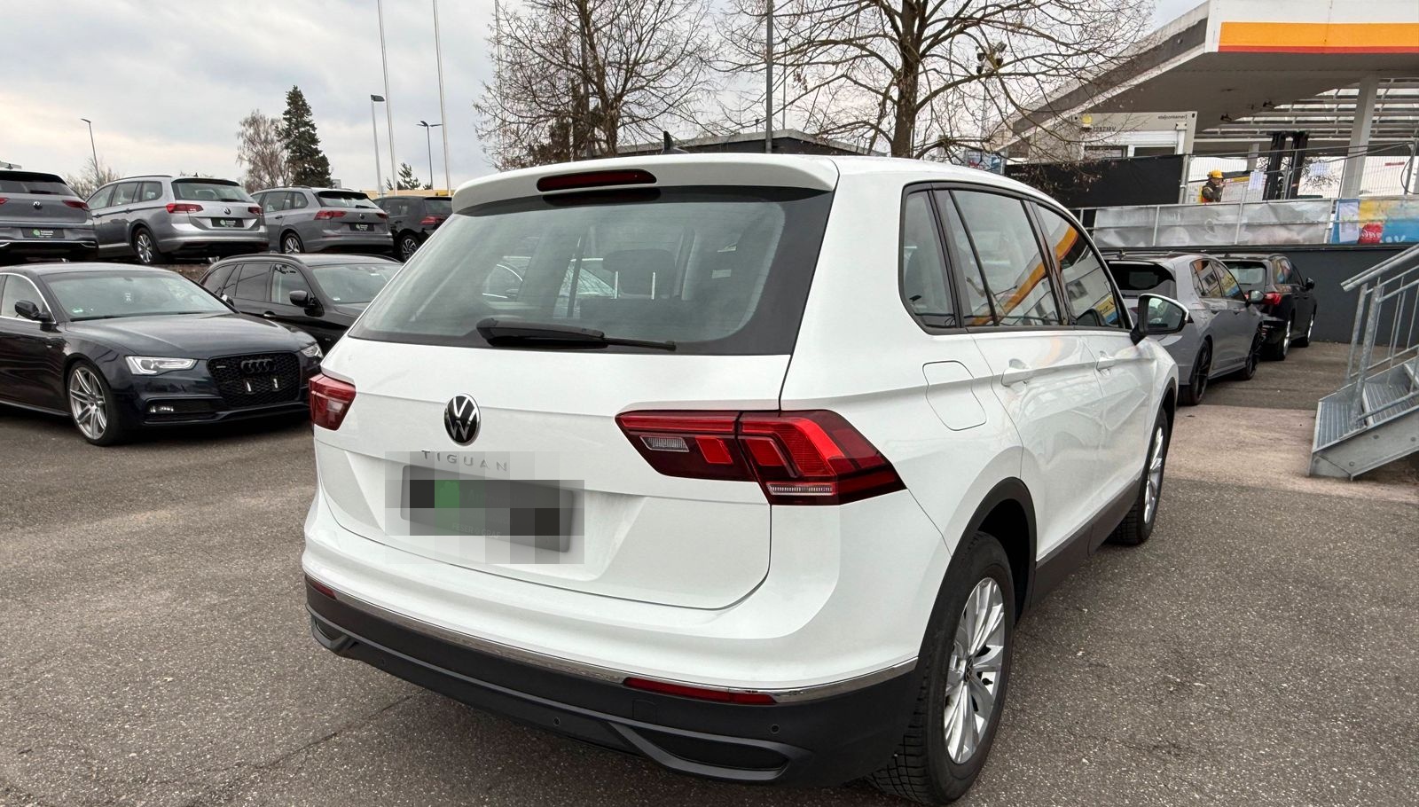 Volkswagen Tiguan 2.0 TDI AHK PDC LED KLIMA 17" foto 6