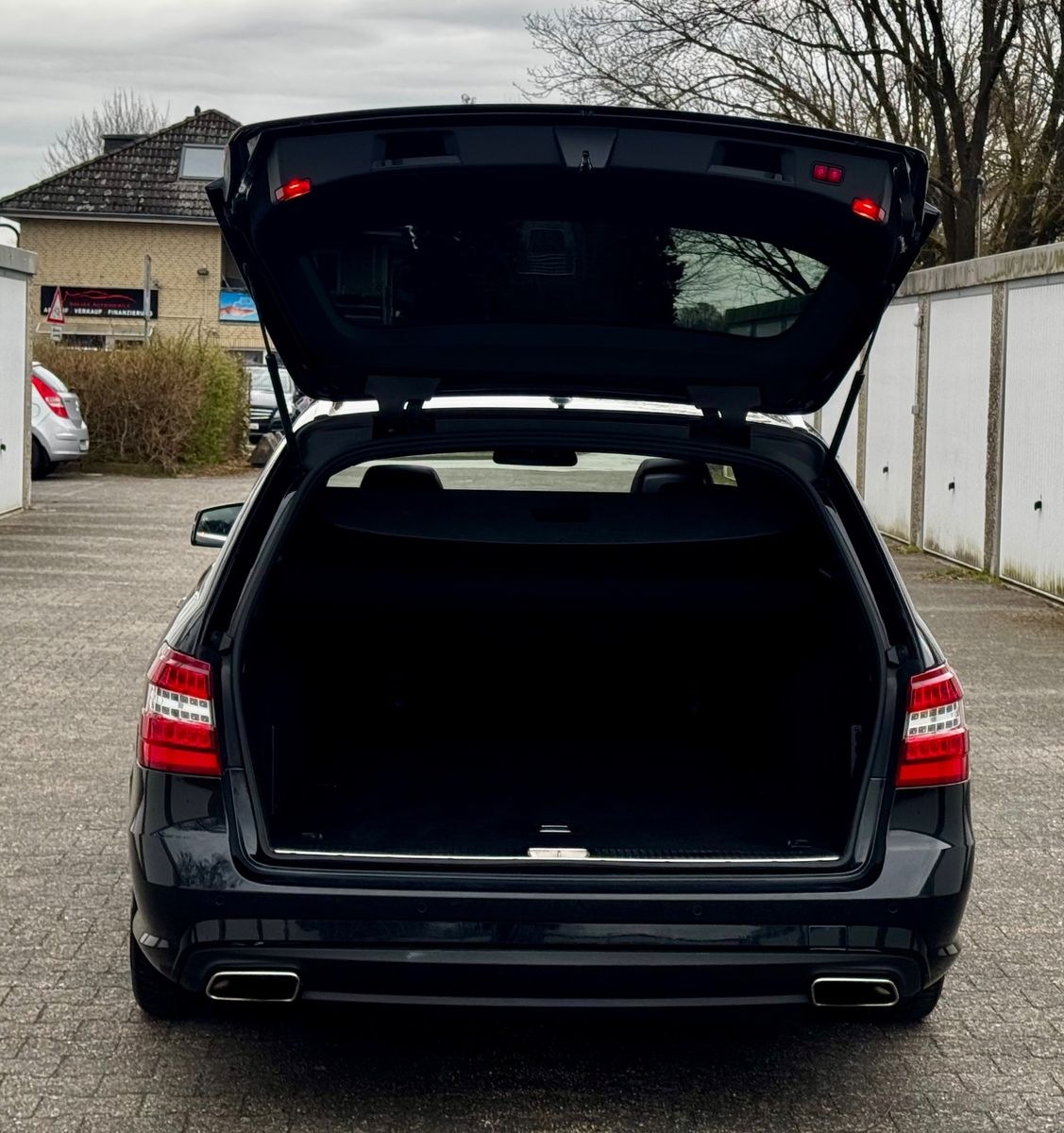 Mercedes-Benz E 500T,Avantgarde,AMG-Line foto 8