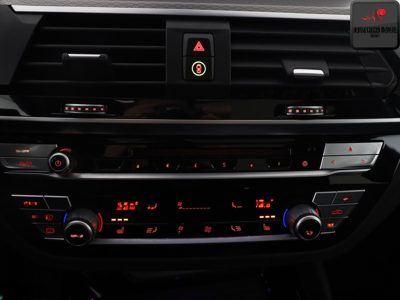 BMW X4 M40 i xDrive STANDHZ,360GRAD,HUD,KEYLESS,ACC foto 19