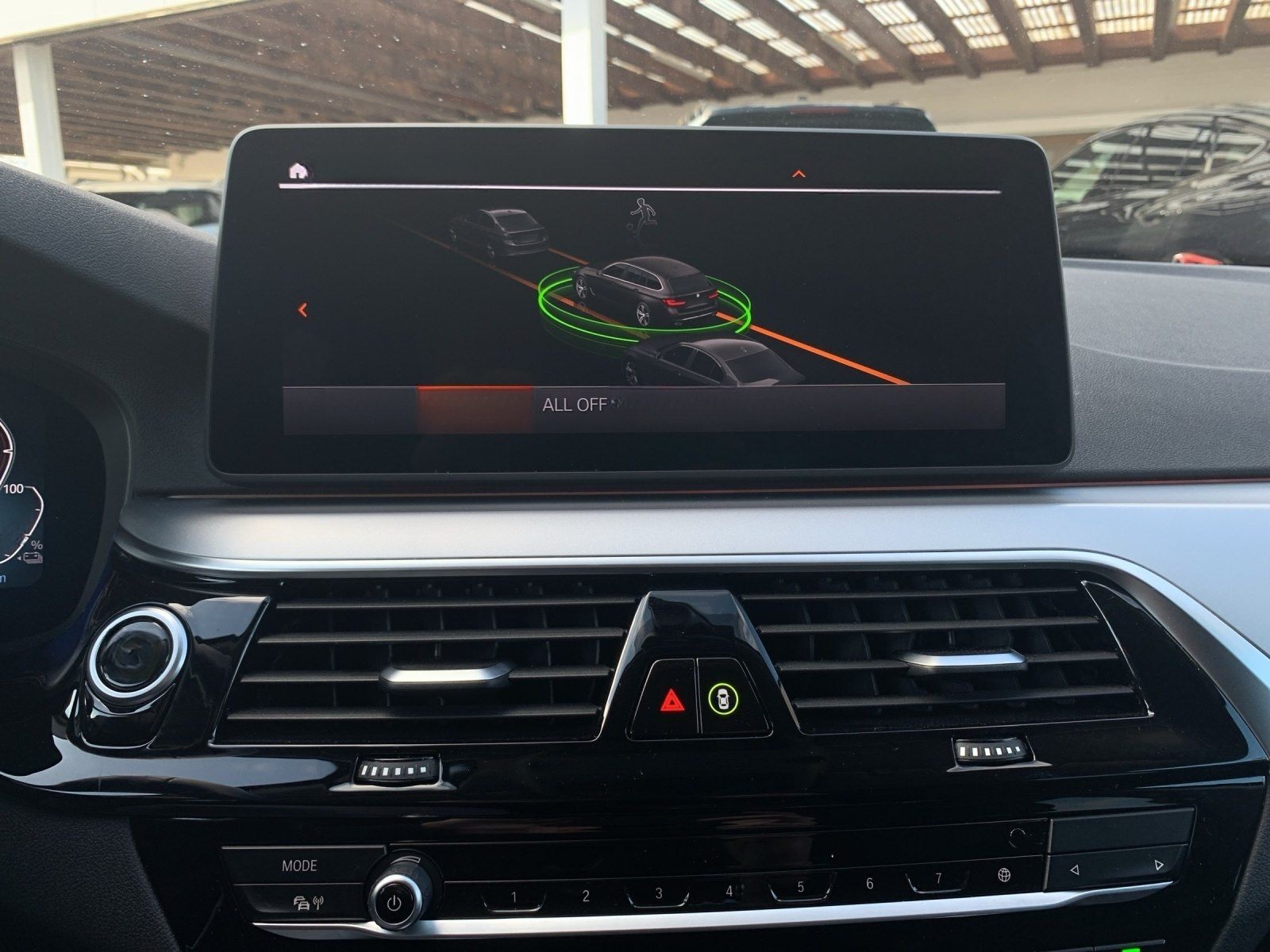 BMW 530e Touring *AHK*NAVI*LED*DRIVING ASSIST.*KAMER foto 23