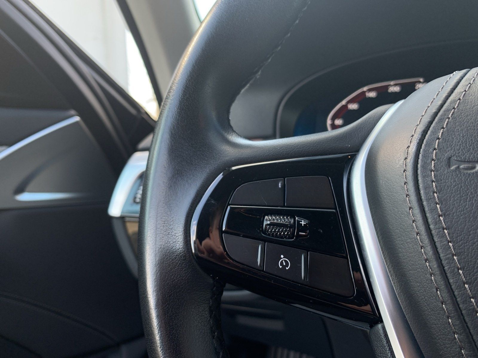 BMW 530e Touring *AHK*NAVI*LED*DRIVING ASSIST.*KAMER foto 24