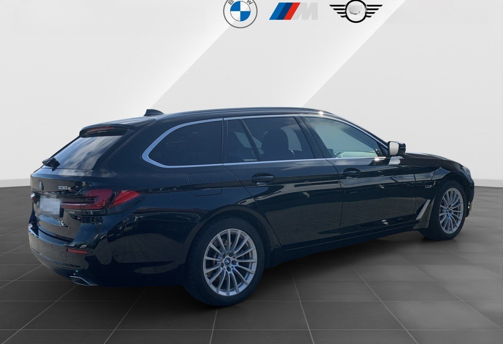 BMW 530e Touring *AHK*NAVI*LED*DRIVING ASSIST.*KAMER foto 6