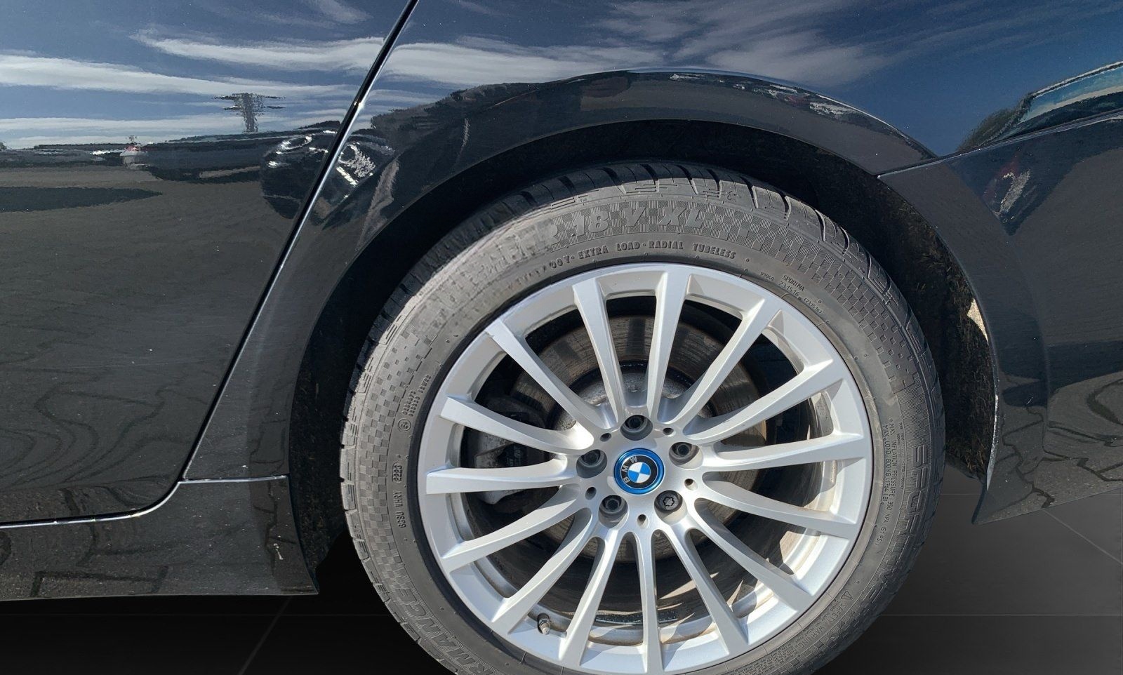 BMW 530e Touring *AHK*NAVI*LED*DRIVING ASSIST.*KAMER foto 8