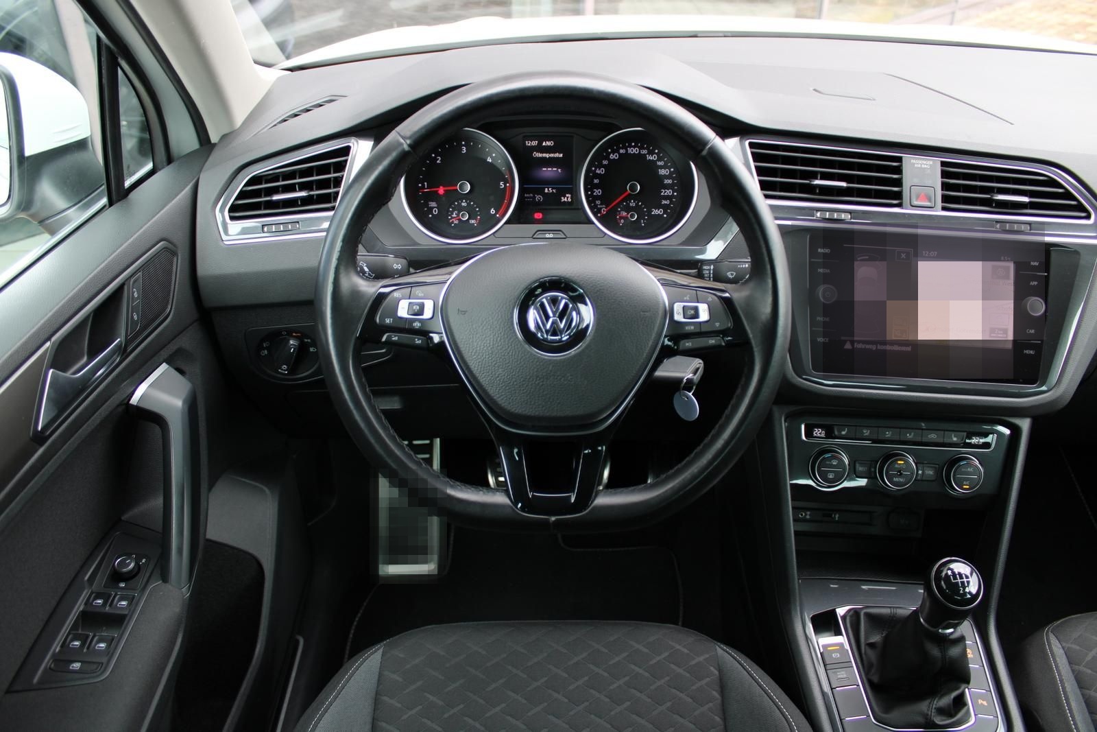 Volkswagen Tiguan 2.0 TDI R-LINE *Navi*LED*ACC*PDC*Sitzh.* foto 23