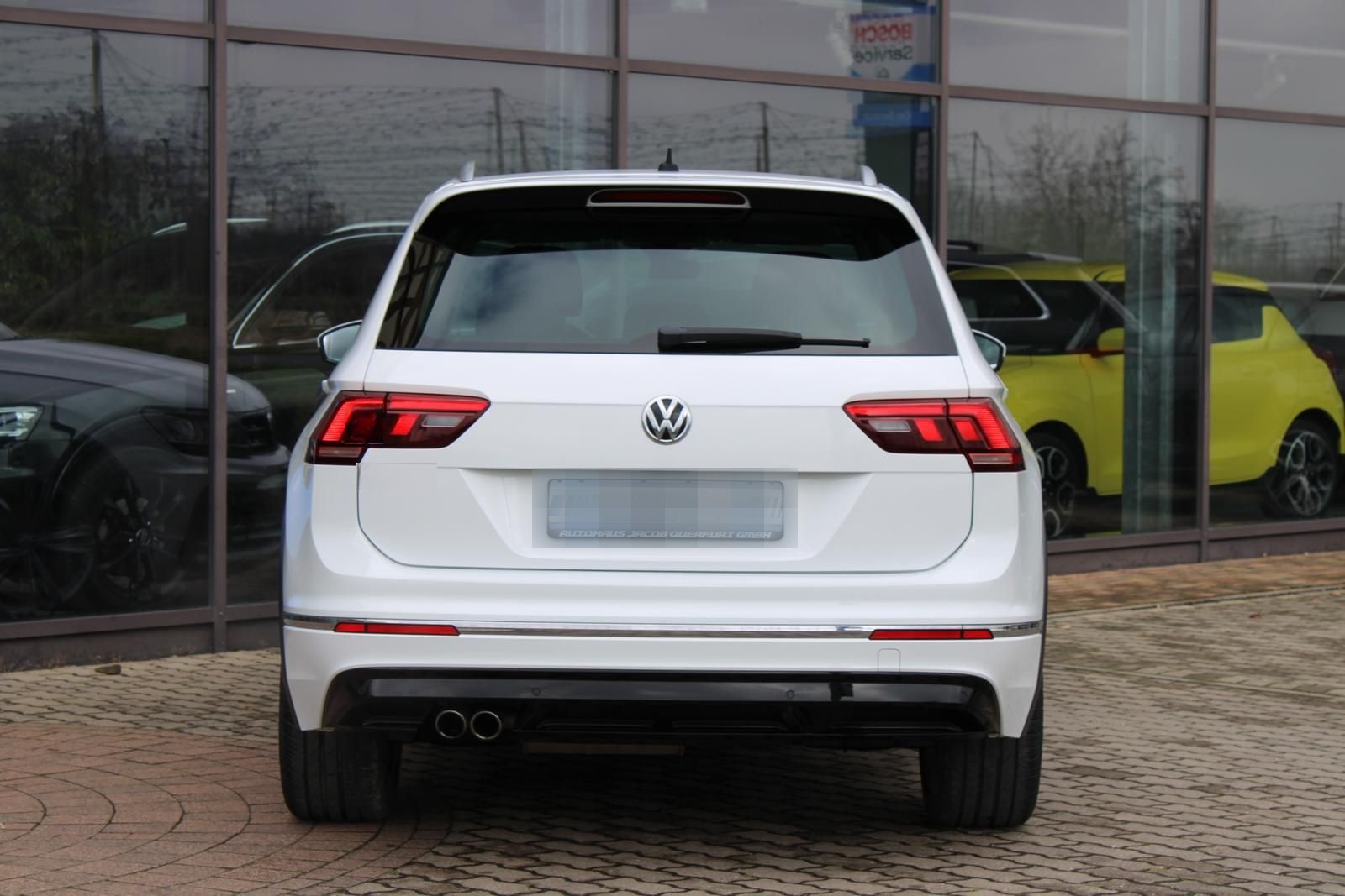 Volkswagen Tiguan 2.0 TDI R-LINE *Navi*LED*ACC*PDC*Sitzh.* foto 4