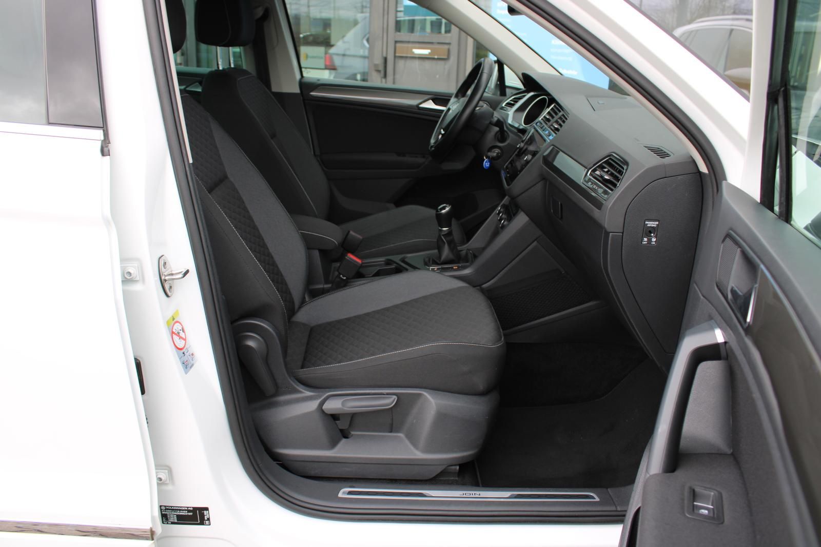 Volkswagen Tiguan 2.0 TDI R-LINE *Navi*LED*ACC*PDC*Sitzh.* foto 7