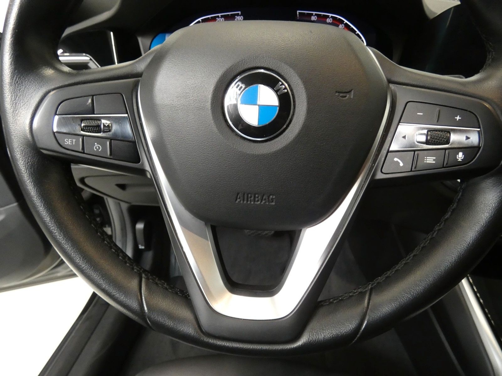 BMW 318 d Sport Line*Live Cockpit*LED*LM 18-Zoll foto 21
